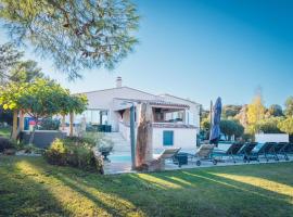 Villa La Chiappa Bord de Mer avec piscine chauff&eacute;e et Jacuzzi, hotel u gradu 'Porto-Vecchio'