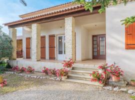 Gite Ferme des Rosières, hotel in La Garde-Adhémar
