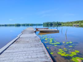 Boats stay play lake cabin, hotel in Broby