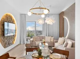 Luxury Waters Edge Residence Apartment