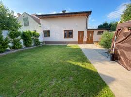 Ferienhaus am Regionalpark - Nähe Wien, hotel in Gerasdorf bei Wien