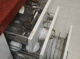 Homestay - Serviced Apartment "ISH Atithya" with Modular Kitchen, various amenities and Complimentary Breakfast in Lucknow, IN