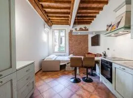 Very central apartment near Piazza Mazzini