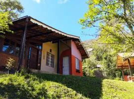 Casinha mística nas montanhas em São Pedro da Serra