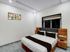 Townhouse Oak L B Nagar Metro Station