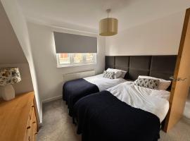 The Larks Spacious 3BR Essex, Hotel in Vange