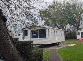 Family Friendly Caravan in Burnham on Sea