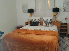 Maison La Suite 27 – hotel w mieście Guingamp
