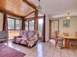 Spacieux 4 Pièces, 6 Pers., Terrasse et Wifi, Proche Centre - FR-1-411-908