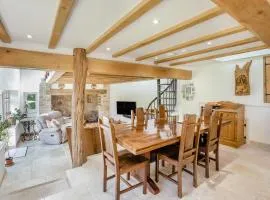 Holly Cottage - Countryside Charm