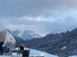 Asman Glamping, hotel v destinaci Karakol