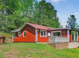 Gorgeous Home In Annerstad、Mäsebodaのホテル