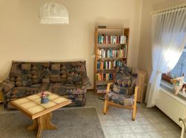 Orth Poststraße 8 EG, hotel em Orth