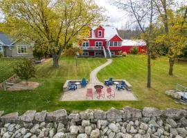 Maison Rouge by Simple Life Rentals