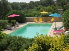 Le Castel Home Nîmes