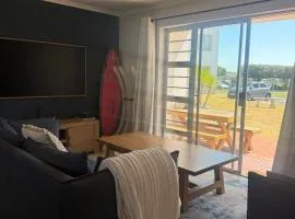 The Surfer's Nook - 2 Bedroom Apartment
