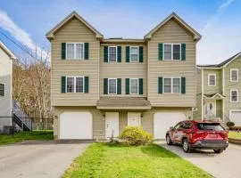 3 Mi to Dtwn Worcester! Spacious 2-Story Townhome!