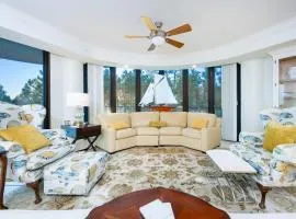 Phoenix on the Bay 1201 condo