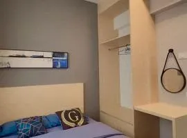 K AVENUE B17 house room near airport by Gc