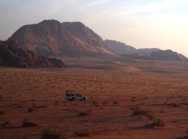 Camp in the natural reserve & tours、アカバのホテル