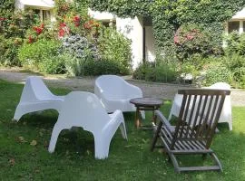 Gite de charme, 3 pers, parc arboré , Chantilly 5'