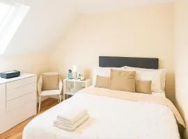 3 Bed Apartment Temple Bar, Dublin City Center