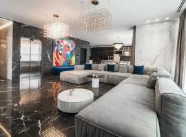 High-End Suites - Terrace Views ApartHotel