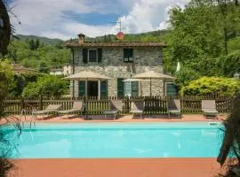 Charming Stone House Near Lucca And Garfagnana