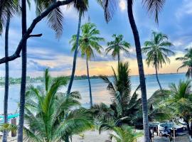 kuda Bay Surf Hostel, hôtel à Baie d'Arugam