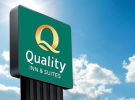 Quality Suites Portes de Rennes, ξενοδοχείο σε Bruz