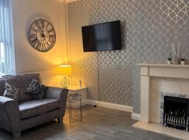 Chestnut Lodge - a woodland escape near the city!, hotel in Bradford