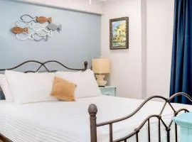 Cozy Coastal Cottages of Dunedin 3