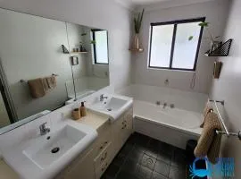 Falcon Patch Hollow Holiday Home