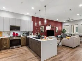 The Coral 2BD TownHouse 7ST Walkable