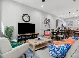 The Euclase 2BD TownHouse in the heart of FortWorth