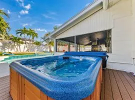 Luxury Villa - 5 BR Heated Pool 5 Min to Beaches