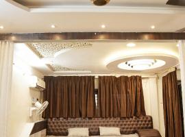 Nest & Fest, ξενοδοχείο σε Indore