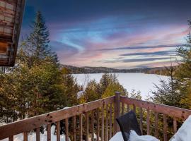 Le P'tit Bonheur - Plage avec embarcations, hotel in Sainte-Lucie-de-Doncaster