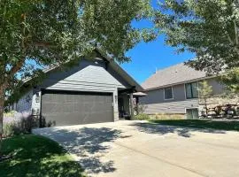 Spectacular Mountain Oasis