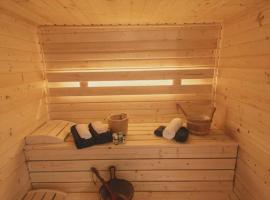 N&eacute;m&oacute; Apartman, помешкання з кухнею в Егері