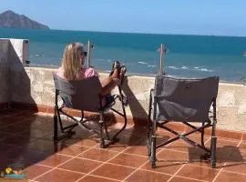 Villa Las Palmas Beachview Rental - Casita de Playa