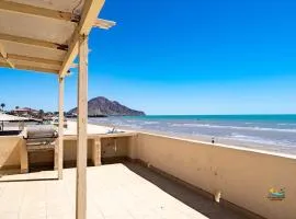 InTown Beach front condo - Casey`s condo 1