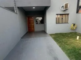 Casa garagem camionete, 2 quartos, espaço para 6 pessoas, casa completa, 5min Centro - Casa 5