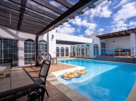 Rick`s Place - San Felipe Vacation Rental with Private Pool, ξενοδοχείο σε Σαν Φελίπε