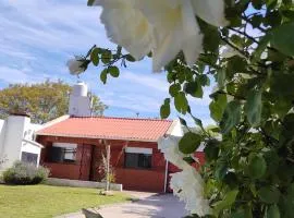 Casa playa Quequen a dos cuadras del mar