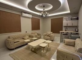 شقق ندى, hotel with hot tubs in AlUla