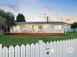 Beachside at the Bay