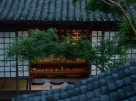 Fanchenjia Neo-Song Style Luxury Designer B&B