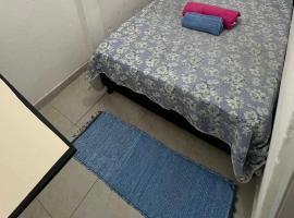 Kitnet Dream House 1, hotel di Bayeux