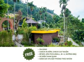 Kovie Hoa Lac Xanh Resort, ξενοδοχείο σε Nam Giao